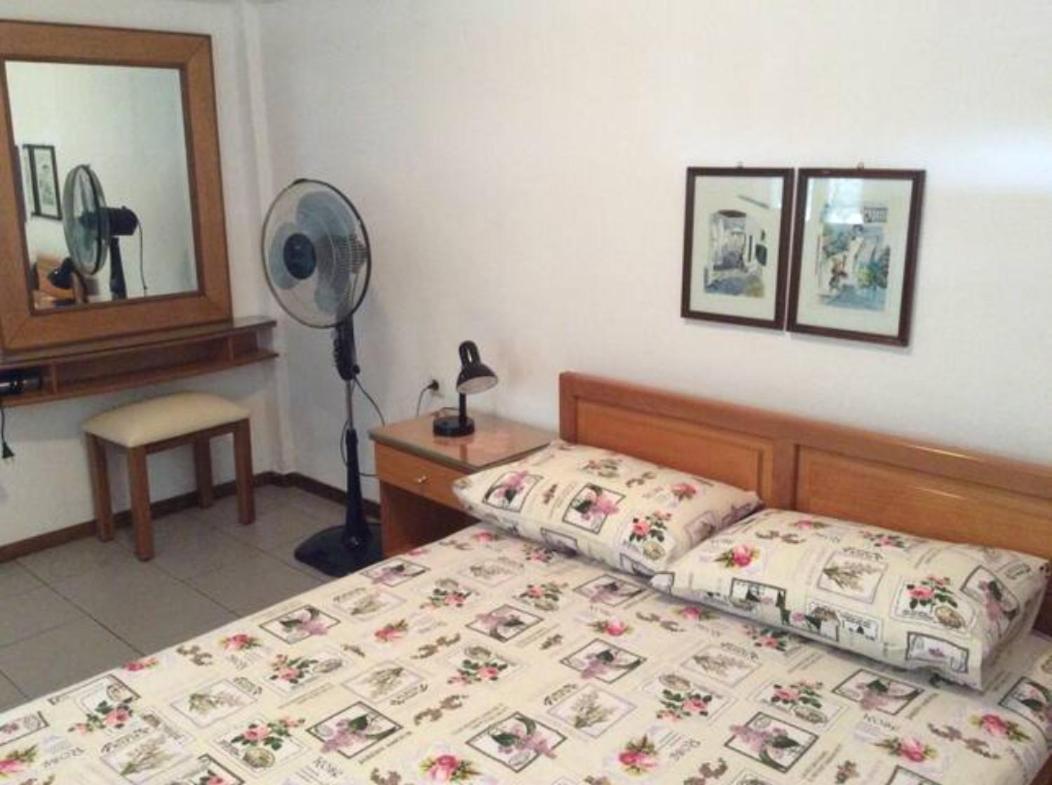 Lila Apartments 보우르보우로우 외부 사진